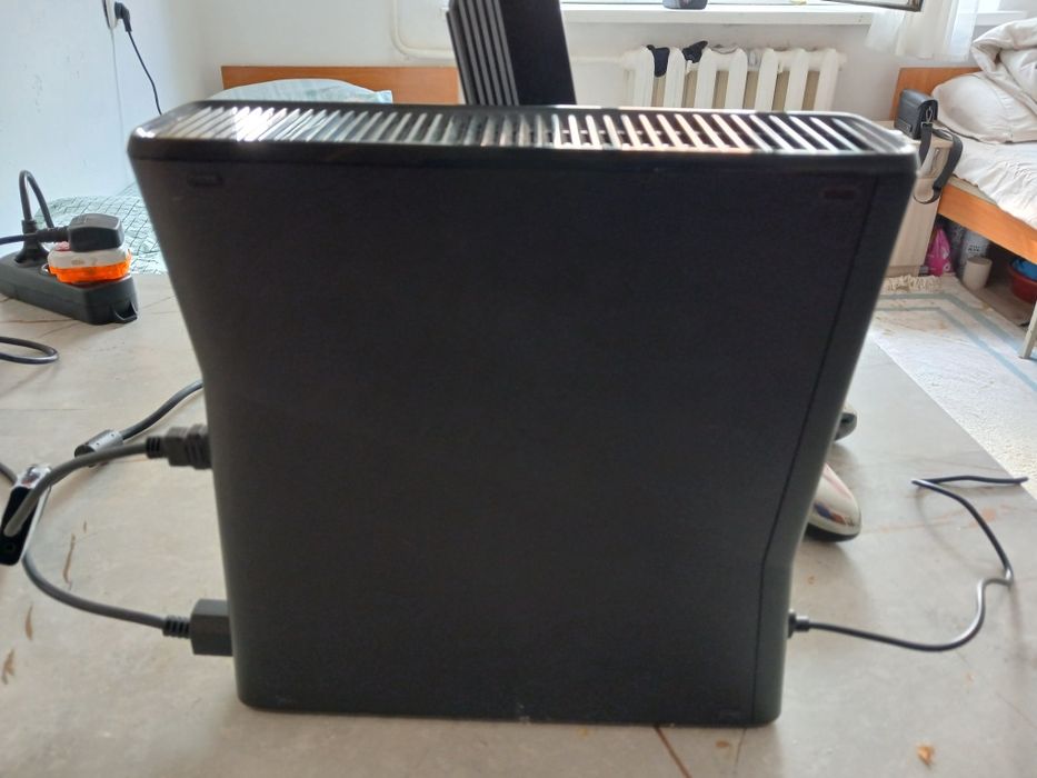 XBOX 360 продам с монитором