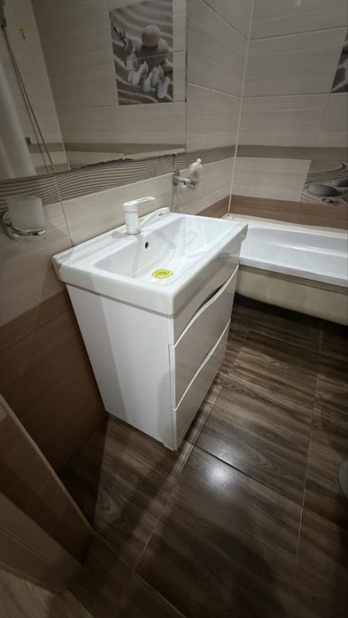 Продам ванну срочно