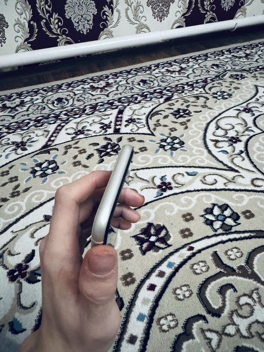 Iphone 11 128gb akb77