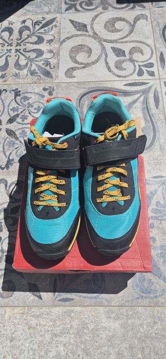 Vând pantofi ciclism Magic RAIME 1.0  marimea 44