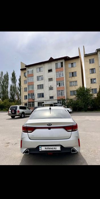 Машына. KIA RIO.