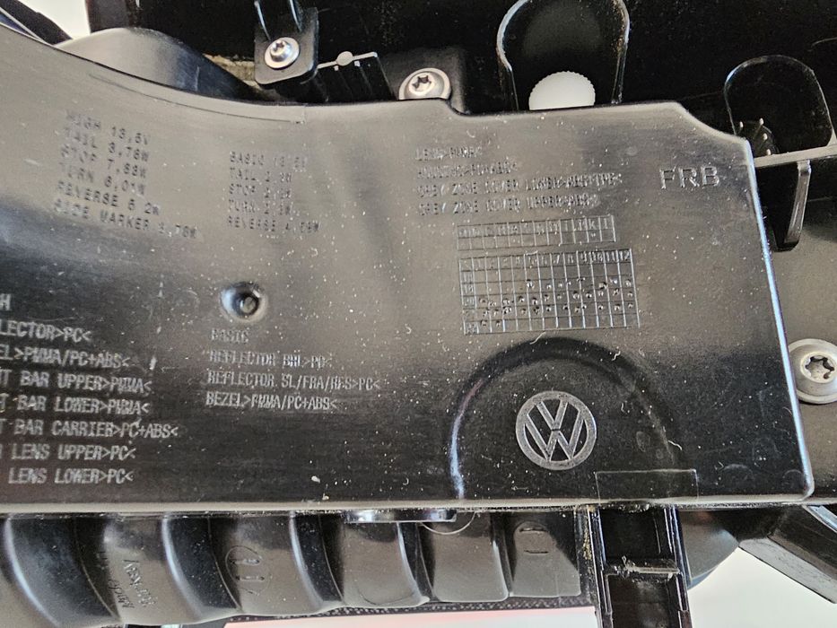 Stop / Lampa dreapta Full Led VW ID3 cod : 10A 945 096 B