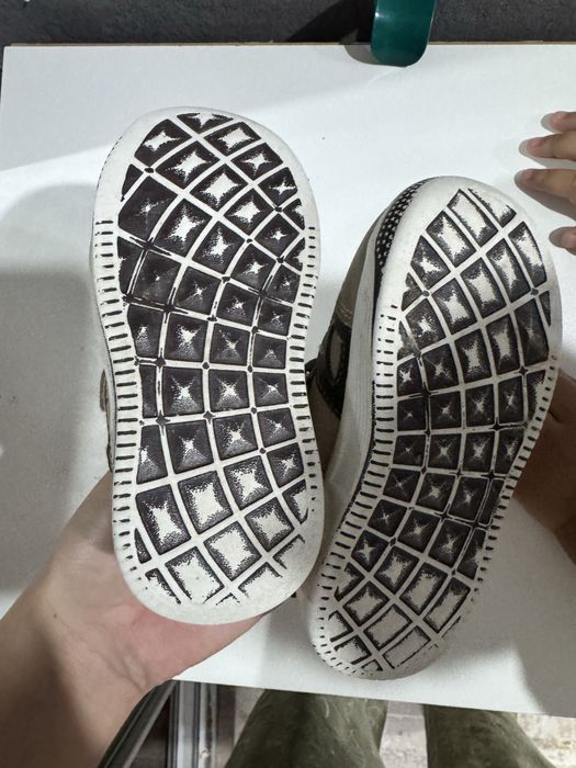 Кроссовка для мальчика 1000тг