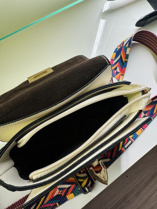 Дамска чанта