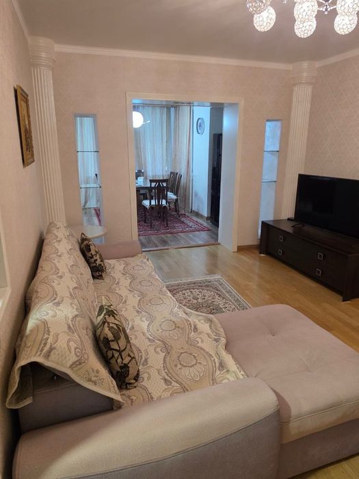 Сдаю квартиру в центре (м.Ойбек)