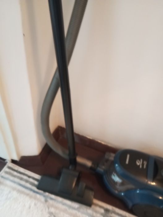 Продается пылесос в хорошем состоянии