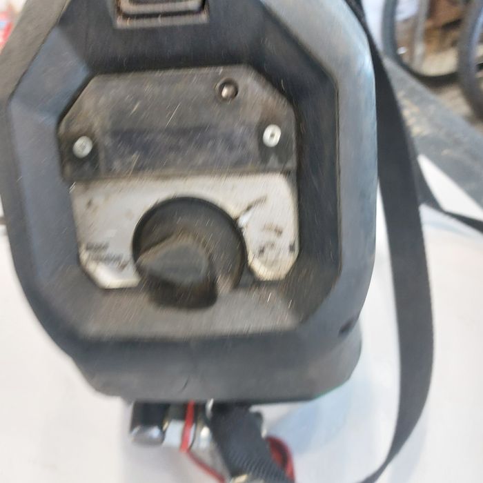 Акумулаторна хидравлична помпа Klauke AHP700L