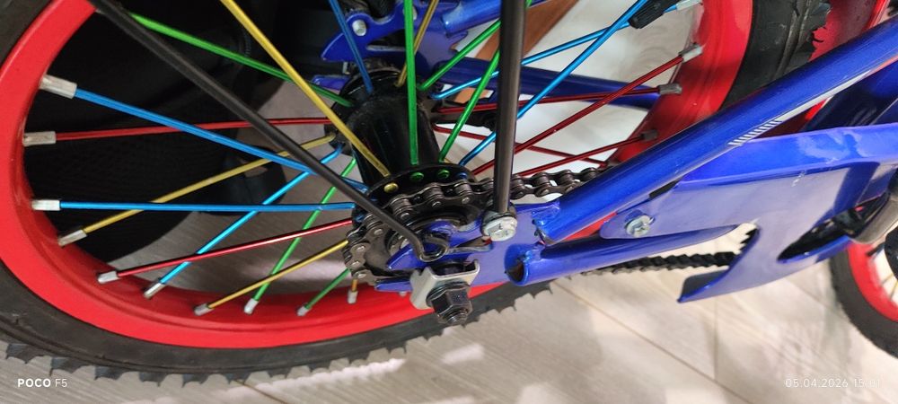 Продам детский велик и самокат трюковый