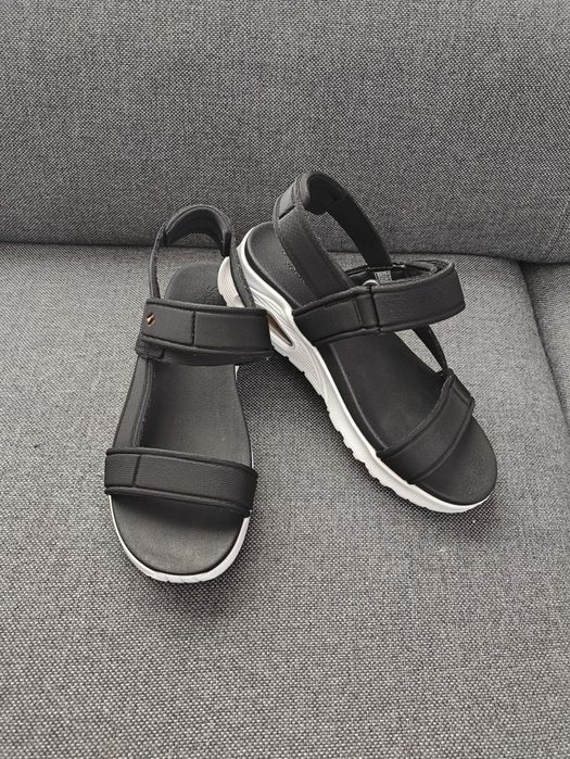 Дамски сандали Skechers