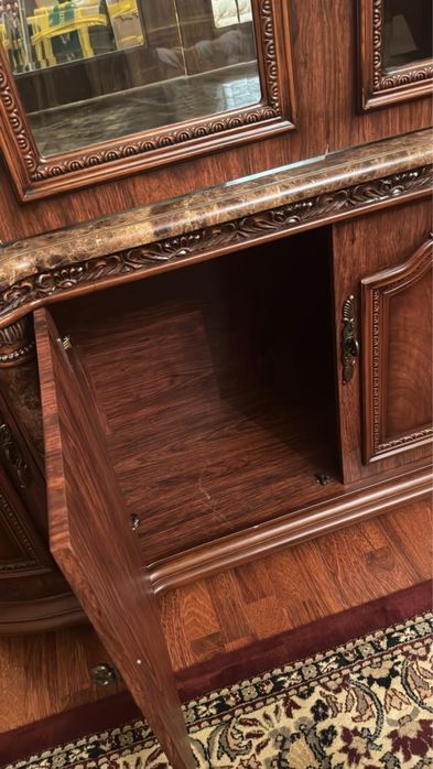 Сервант гарнитур