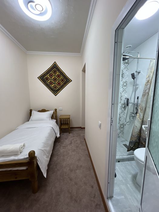 Hotel SHAHINA Регистон