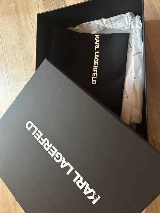 Обувки Karl Lagerfeld