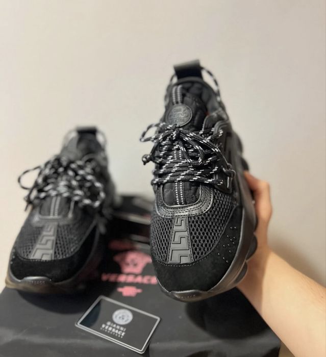 versace chain reaction