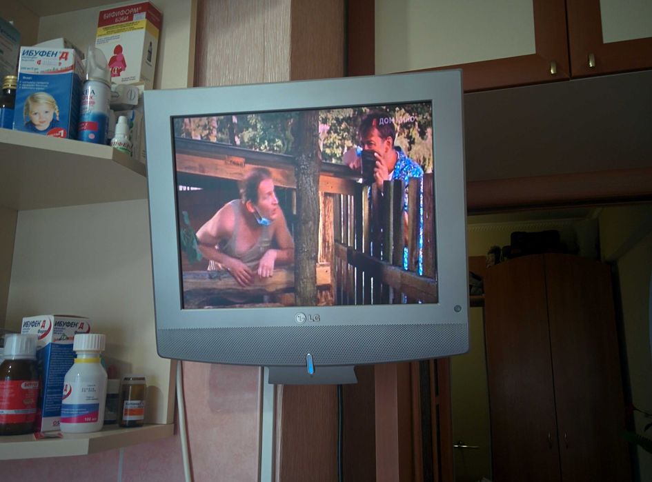 Продам телевизор LG