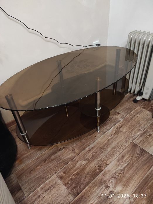 Столик стеклянный