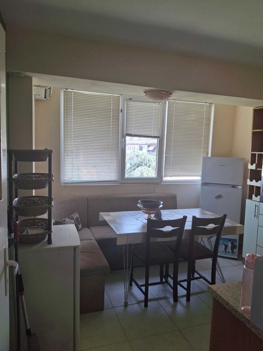 Продава се Двустаен апартамент в Русе, Родина 1 - 68 кв.м за 1133 €/кв.м - Снимка #8