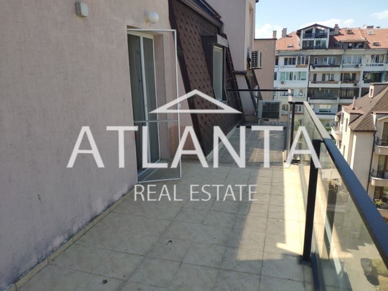 Продава се Двустаен апартамент в Варна, Център - 73 кв.м за 3144 €/кв.м - Снимка #3