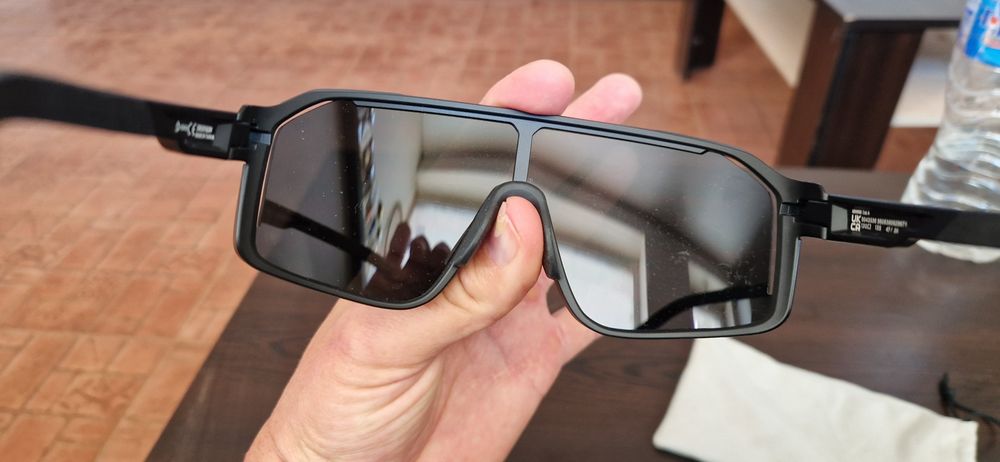 слънчеви очила.спортни