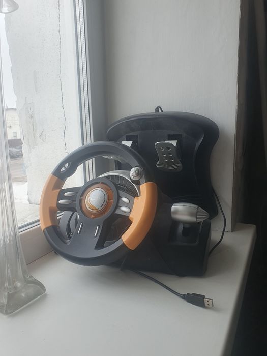 Продам игровой руль