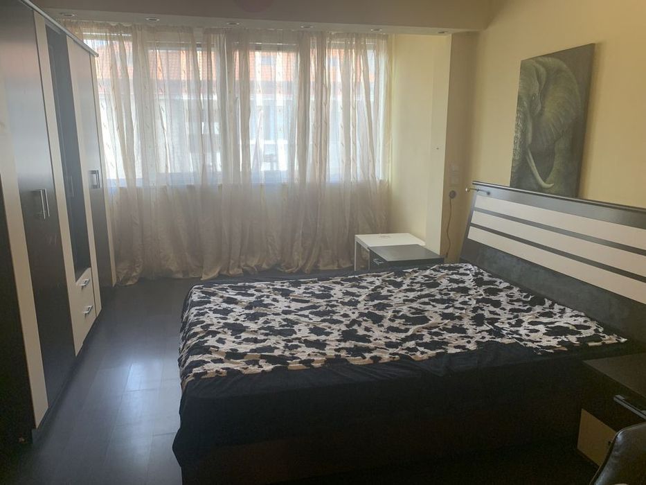 Дава се под наем Едностаен апартамент в София, Изток - 41 кв.м за 314.16 € - Снимка #2