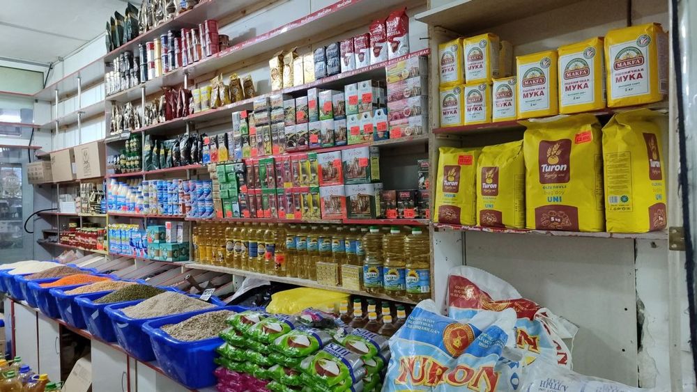 Продаётся коммерческое помещение под продуктовый магазин.