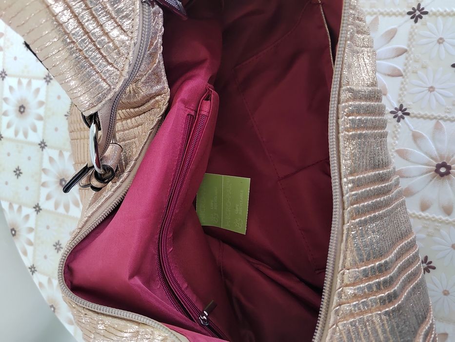 Дамска чанта, нова