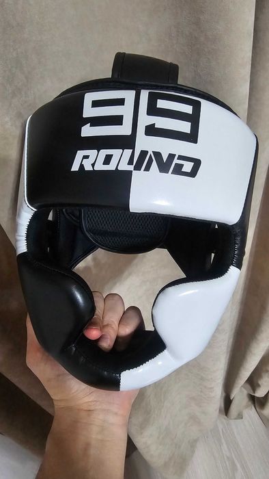 Шлем для единоборств