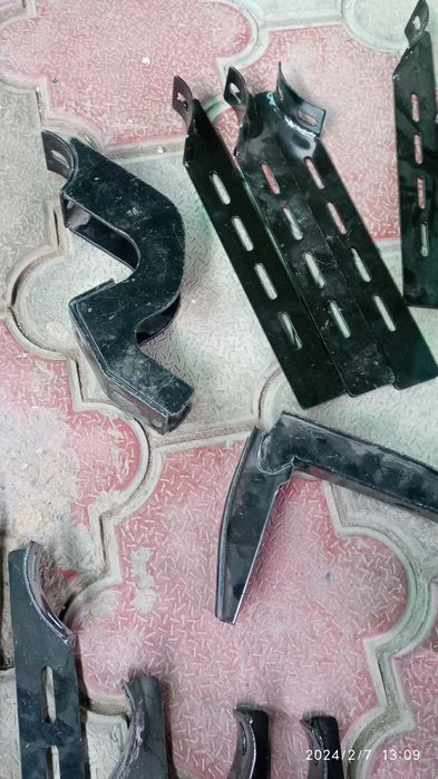 Кранштейн универсальный