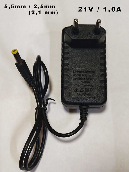 ЗАРЯДНО за 18V Акумулаторни батерии/уреди/инструменти 21V/0,8-2,0A