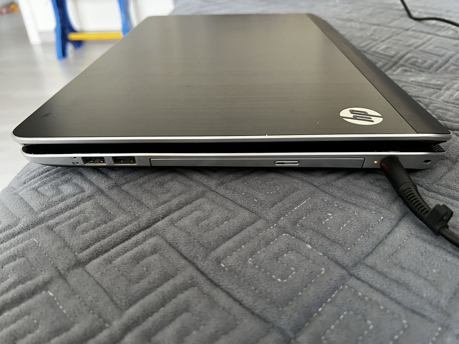 Продам ноутбук HP Pavilion dv7