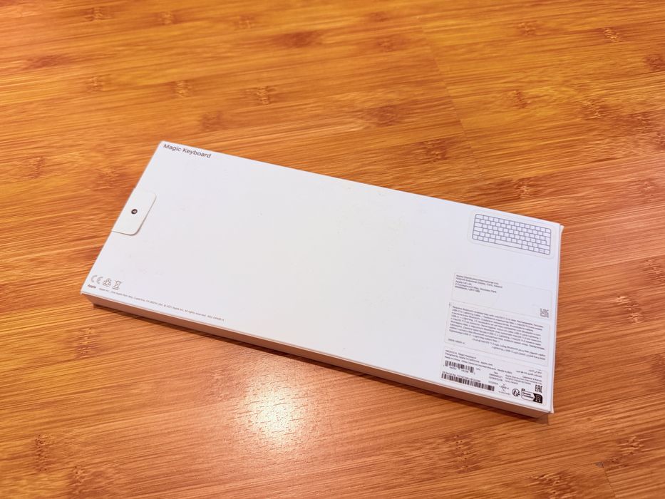 Apple Magic Keyboard / with numeric pad , USB C , noi, sigilate