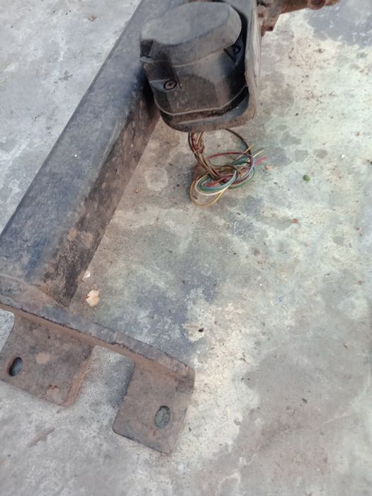 Carlig tractare auto