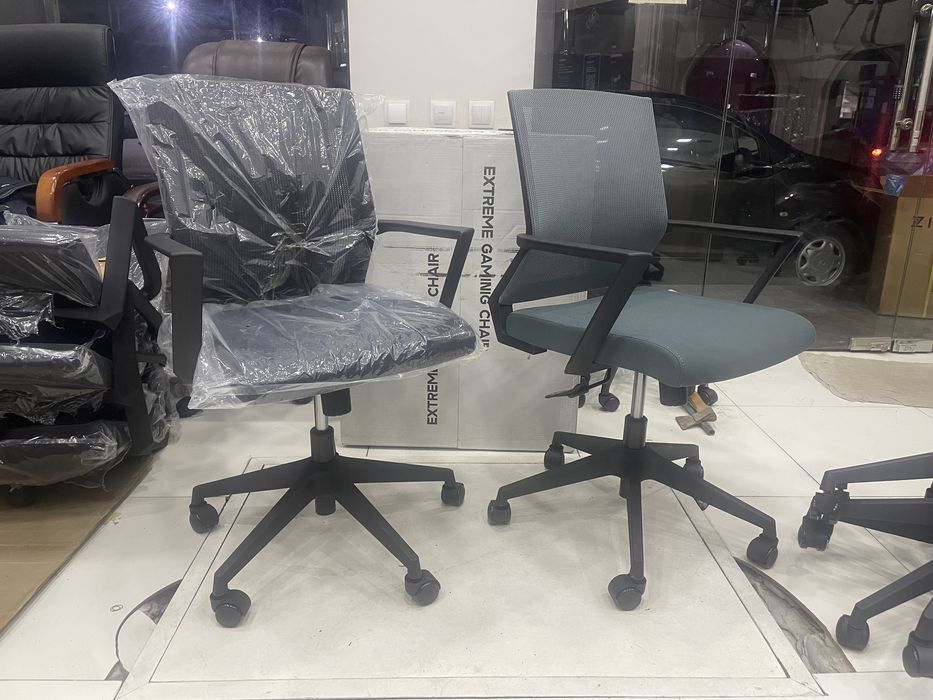 Офисное кресло качалка модель 425