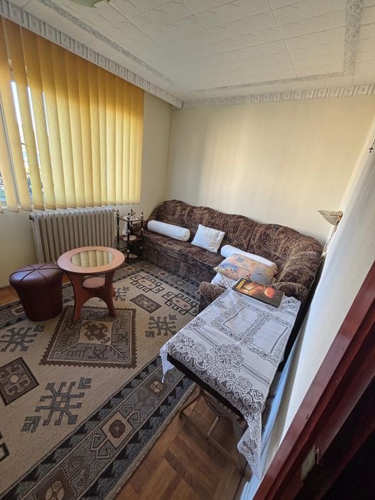 Inchiriez apartament 2 camere  zona Nord