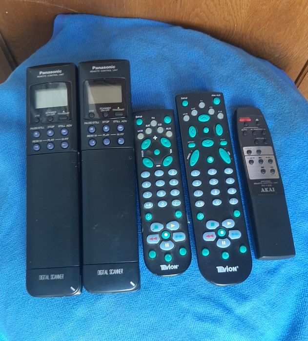 Vând telecomandă originală panasonic videorecorder telecomenzi