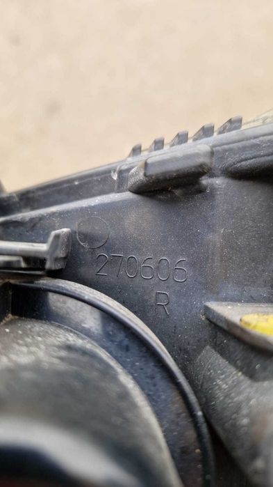 Far dreapta Ford C-Max