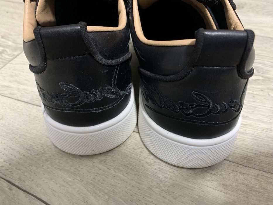 Аяқ киім лабутен