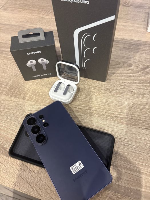 Продавам Samsung S26 ultra