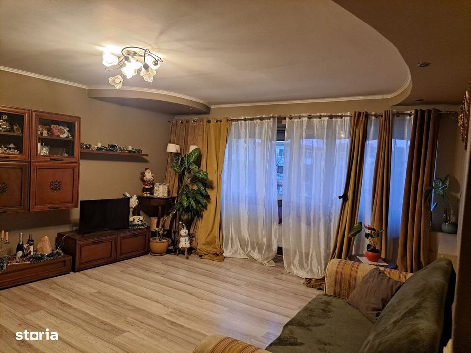 Apartament 3camere Craiovita,75 mp,3/10 cu lift