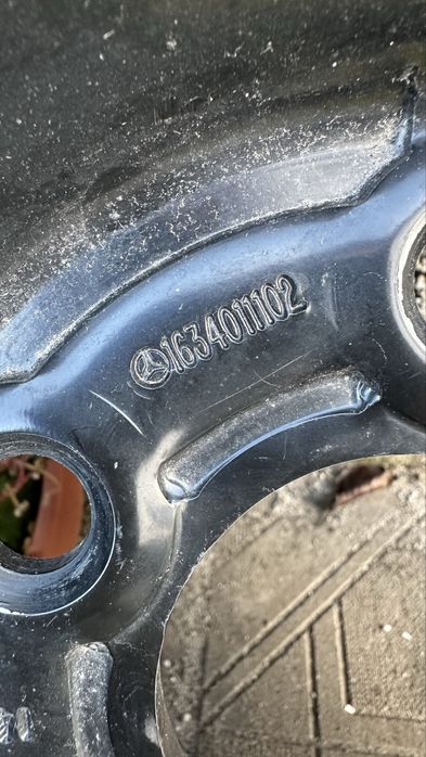 Резервна гума за мл w163 оригинална