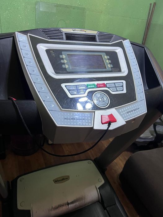 Тренажерные станки, беговые дорожки