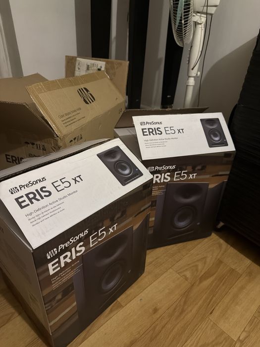 Продам студийные колонки PreSonus Eris E5 XT (пара) запакованные