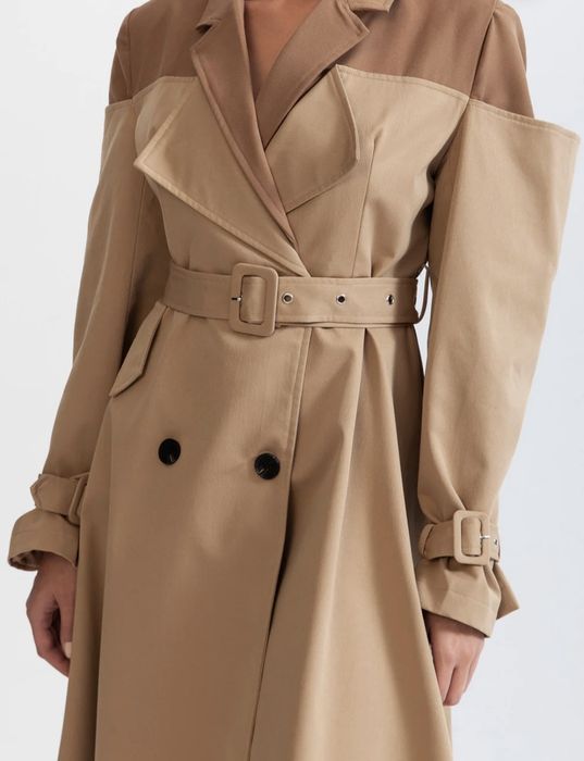 Trench cu umeri dubli s