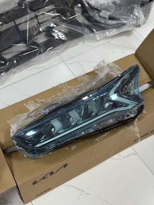 Киа К5 фара передняя