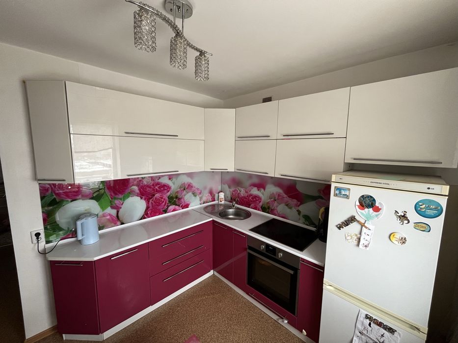 Продам квартиру          .       .