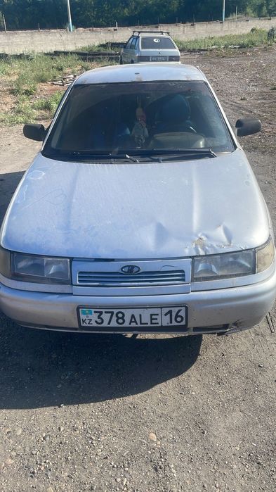 ВАЗ (ЛАДА 2110).