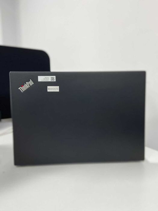 Ноутбук LENOVO ThinkPad X 13