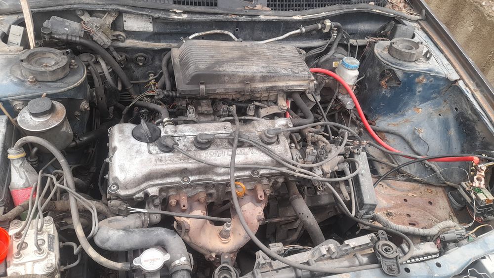 Продам машину ниссан примера