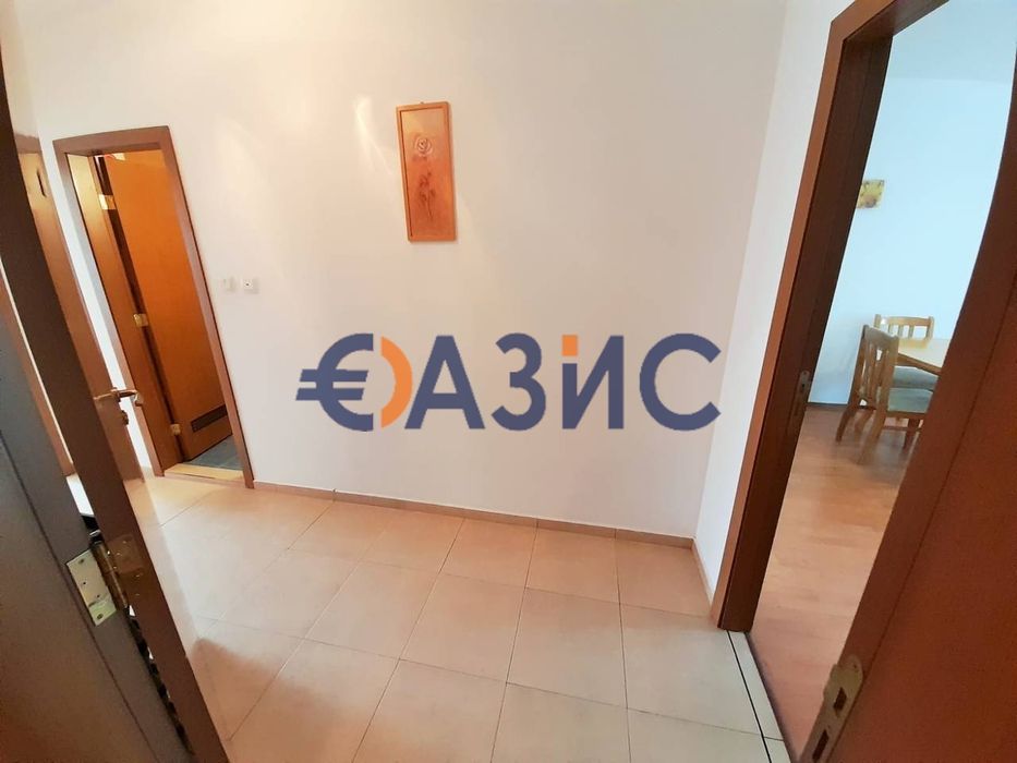Продава се Двустаен апартамент в к.к. Слънчев бряг - 60 кв.м за 1092 €/кв.м - Снимка #5