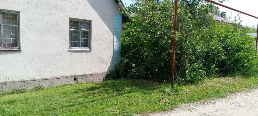 Продам дом  с участком 12 соток